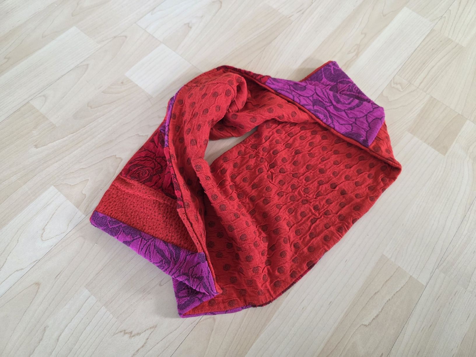 Foulard & Sciarpe: Schlauchschal, Loop mit Rosenmuster, rot-pink, Baumwolle  – Usato da Suhr venduto da andreas_2008 2