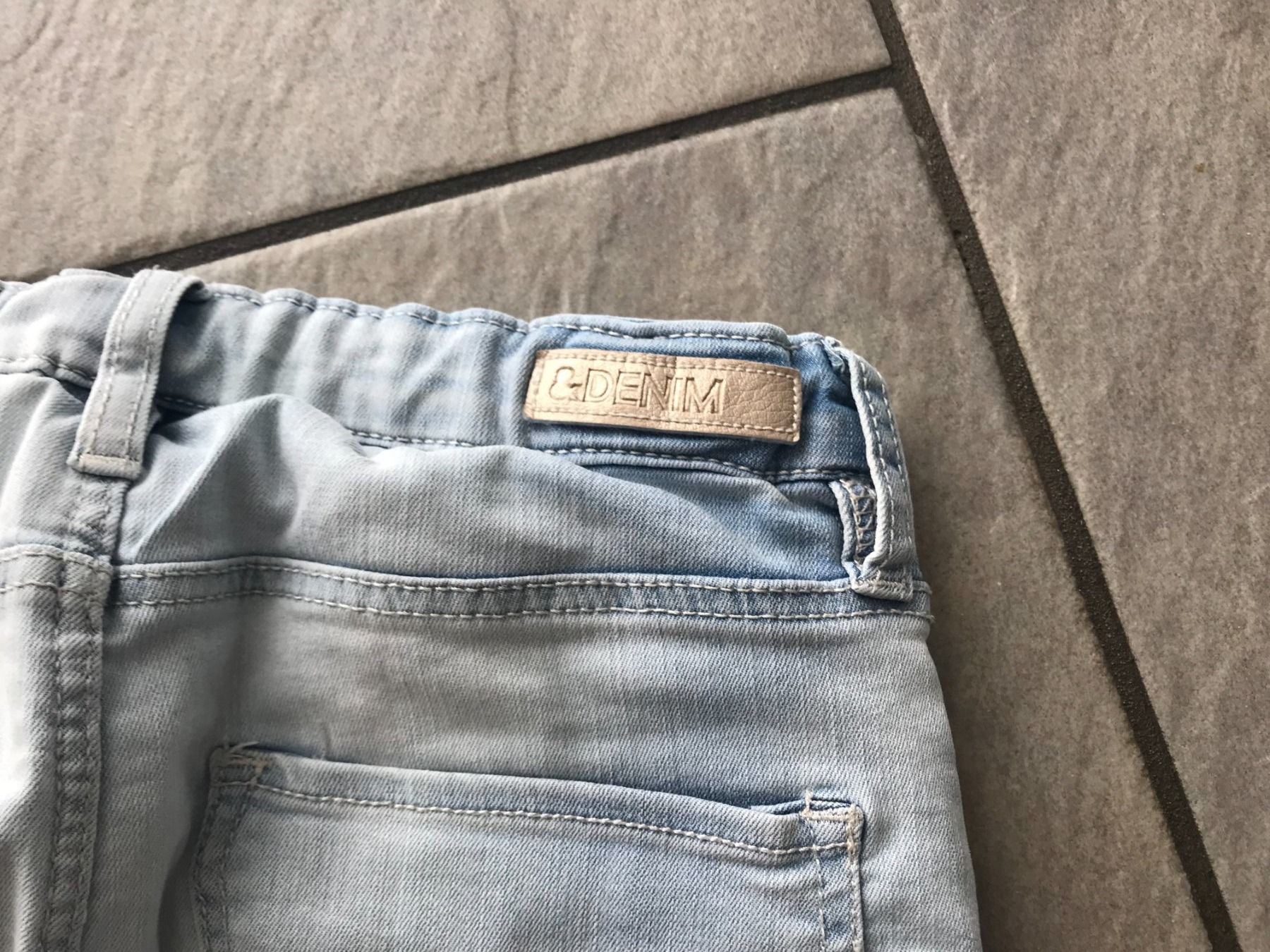 H&M Hosen: Jeans 3/4-Länge, Gr. 140 – Gebraucht aus Sins von sinserin 3