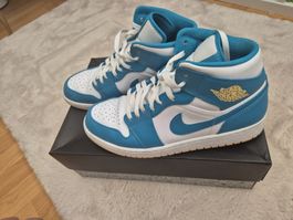 Nike Air Jordan 1 Mid Aquatone