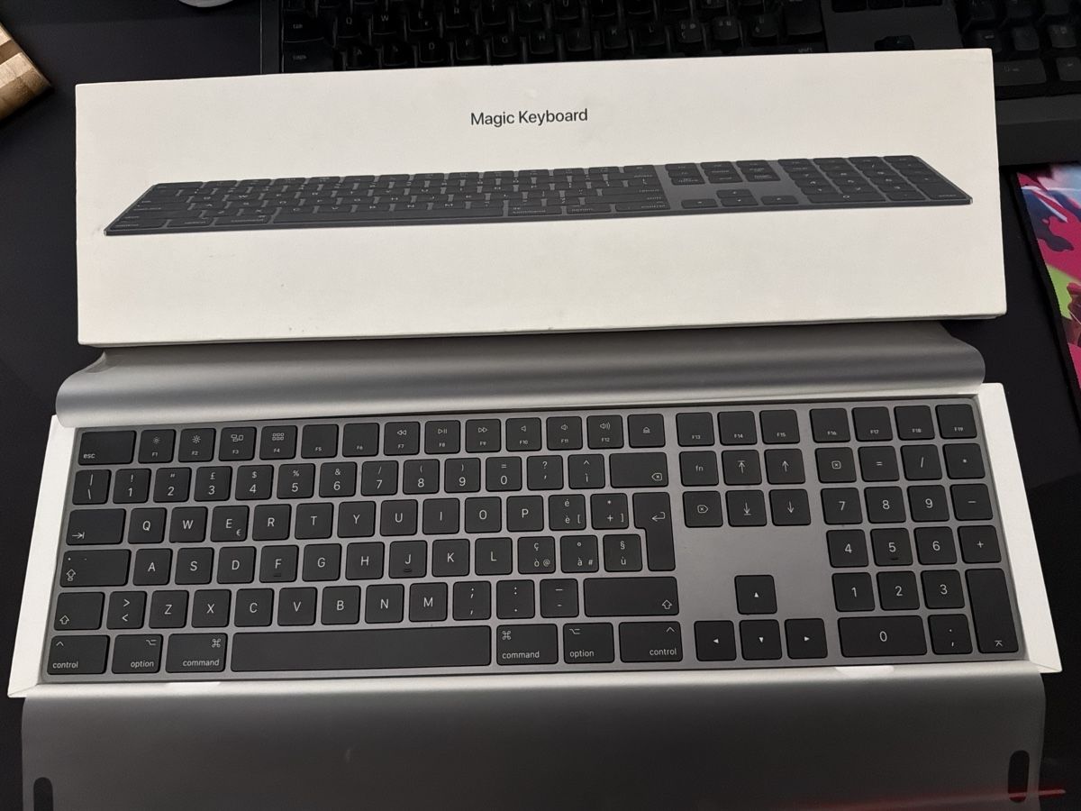Apple Tastaturen:  Apple Magic Keyboard – Gebraucht aus Biel/Bienne von Dade_Pkmn93 2