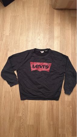 Levi's Sweater Grösse L mit rotem Logo, perfekt für den Herr