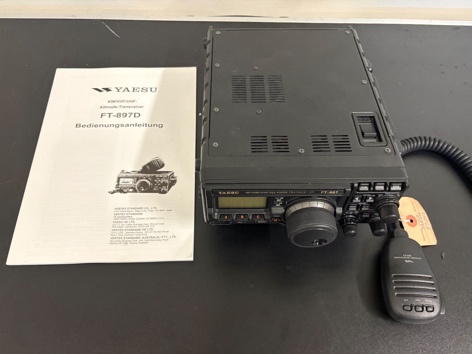 Yaesu Radiocomunicazione: Funkgerät Yaesu FT-897D Allmode-Transceiver gebraucht – Usato da Wiesendangen venduto da plus-minus 2