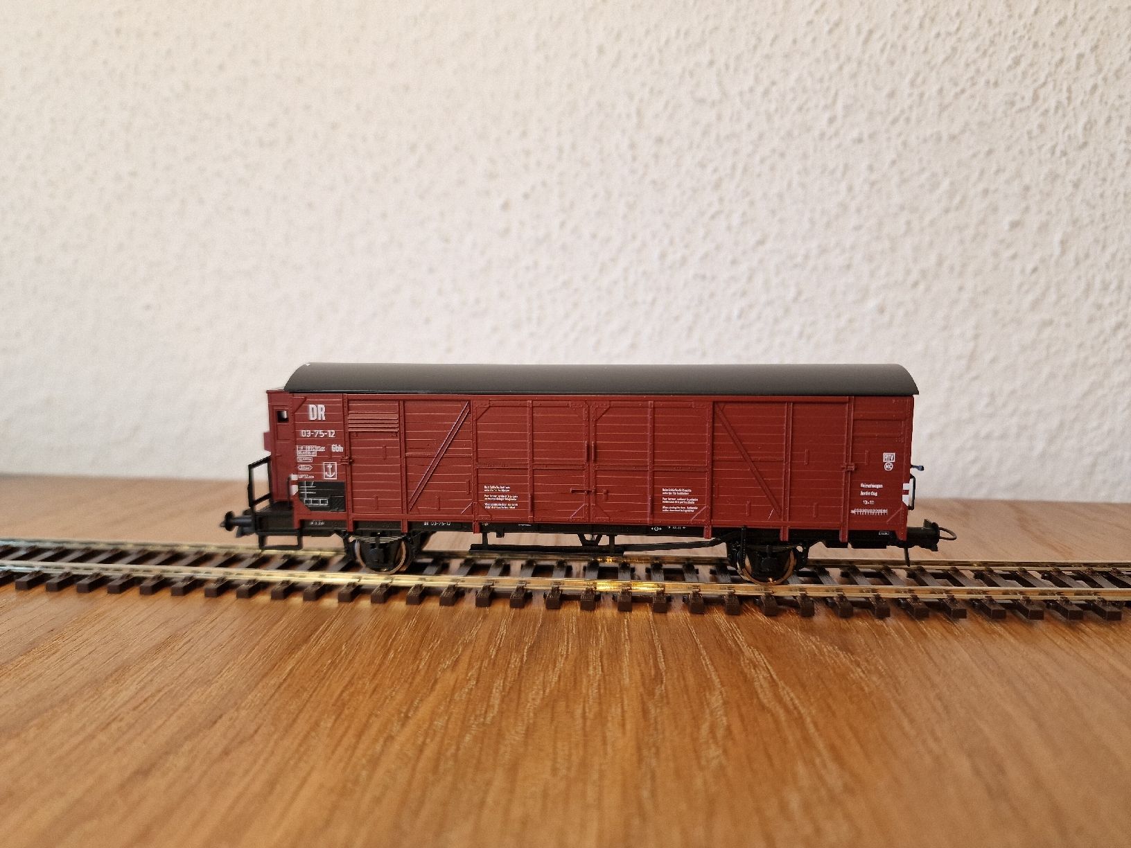 Roco Modellini di ferrovie: DR Güterwagen H0 – Nuovo (secondo la descrizione) da Matten b. Interlaken venduto da lor_hr9w