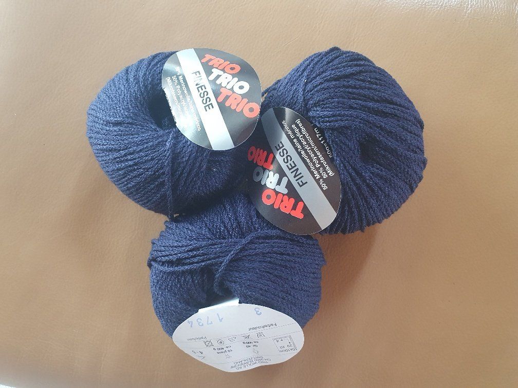 Wolle: Wolle 3 Strangen /50% Merino – Neu und originalverpackt aus Malters von Moeschi5