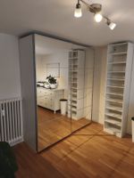 Kleiderschrank mit Glassschiebetüren weiss und Lichtfunktion