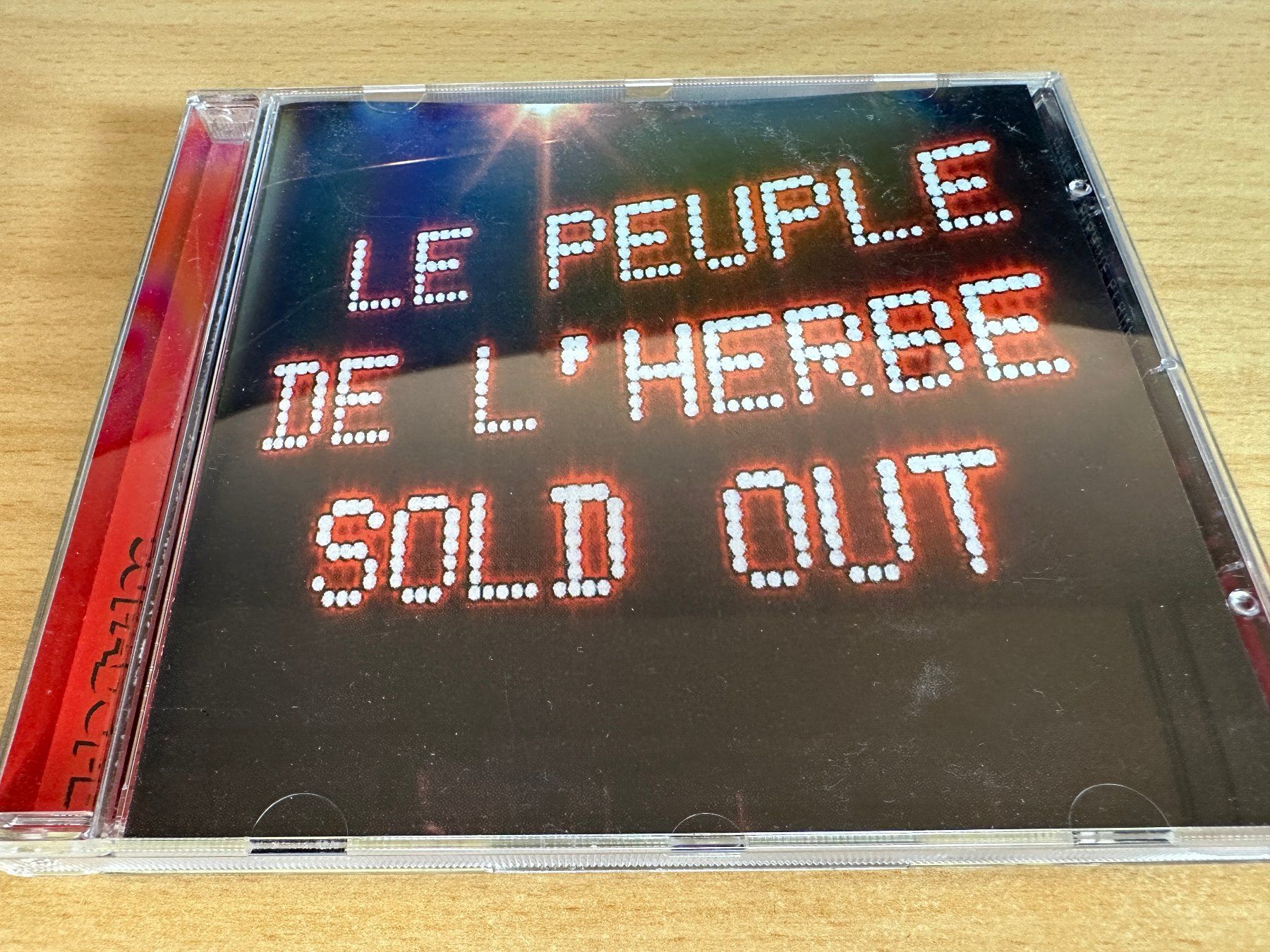 CD: Le Peuple De L'Herbe – Sold Out – Usato da Rikon im Tösstal venduto da Alpenmutz