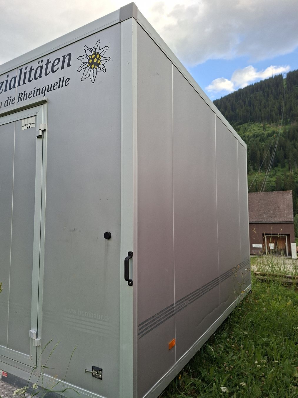 Sonstiges für Firmenanlässe & Parties: Verkaufswagen Pass Markt – Gebraucht aus Sedrun von rudol 1