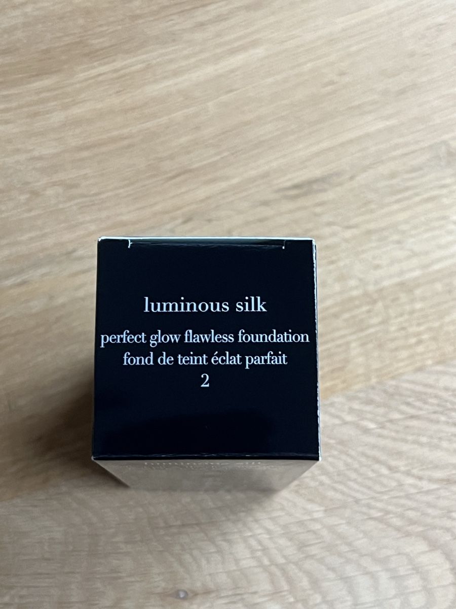 Armani Make-up: Giorgio Armani Luminous Silk Foundation , Nr. 2 – Nuovo e nell'imballaggio originale da Wangen SZ venduto da selinaf97 1