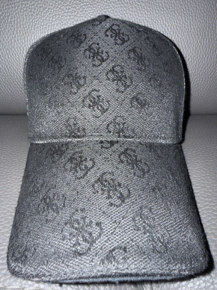 Guess Hüte, Mützen & Caps: Cappellino Guess Milano – Gebraucht aus S. Vittore von valerio_lvca