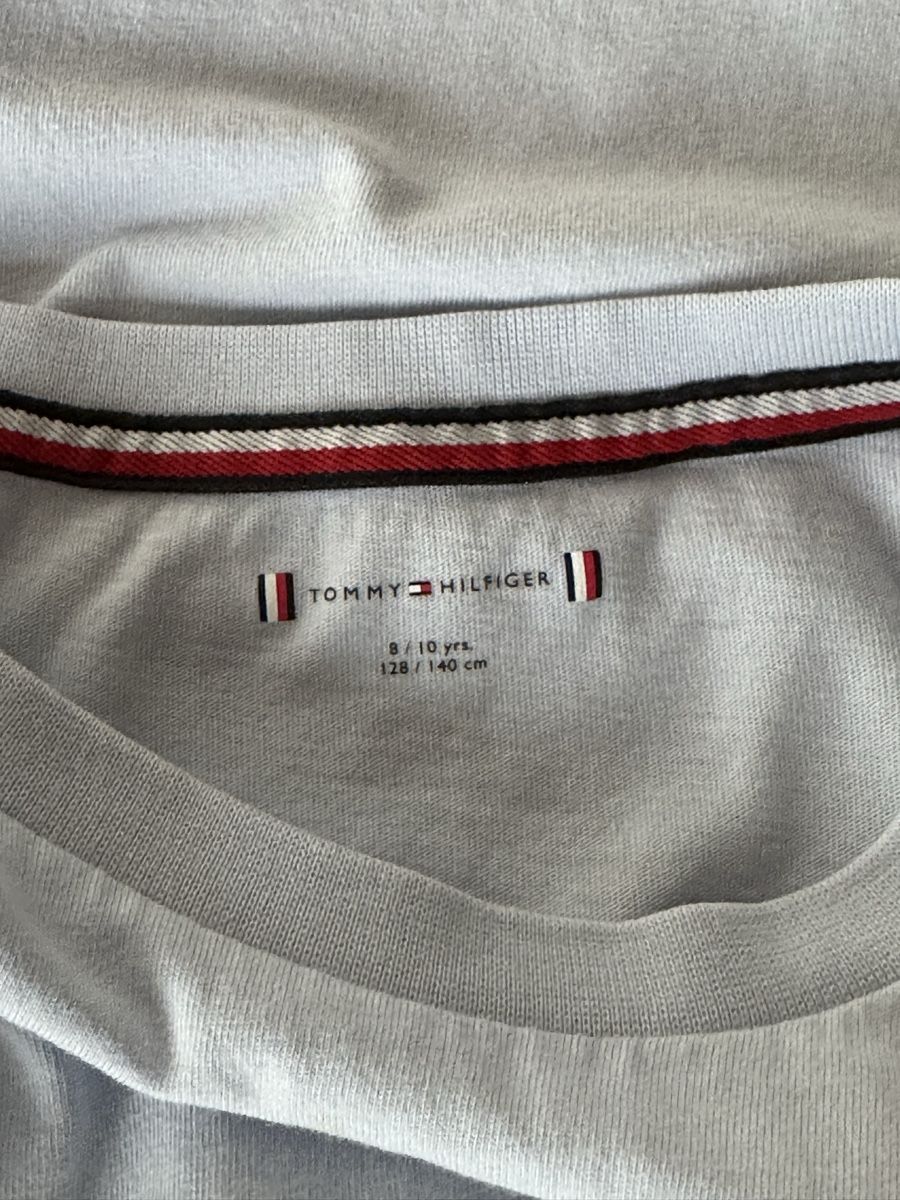 Tommy Hilfiger Hemden, T-Shirts & Polos: T-shirt in cotone Tommy – Gebraucht aus Castel San Pietro von Moregi 2