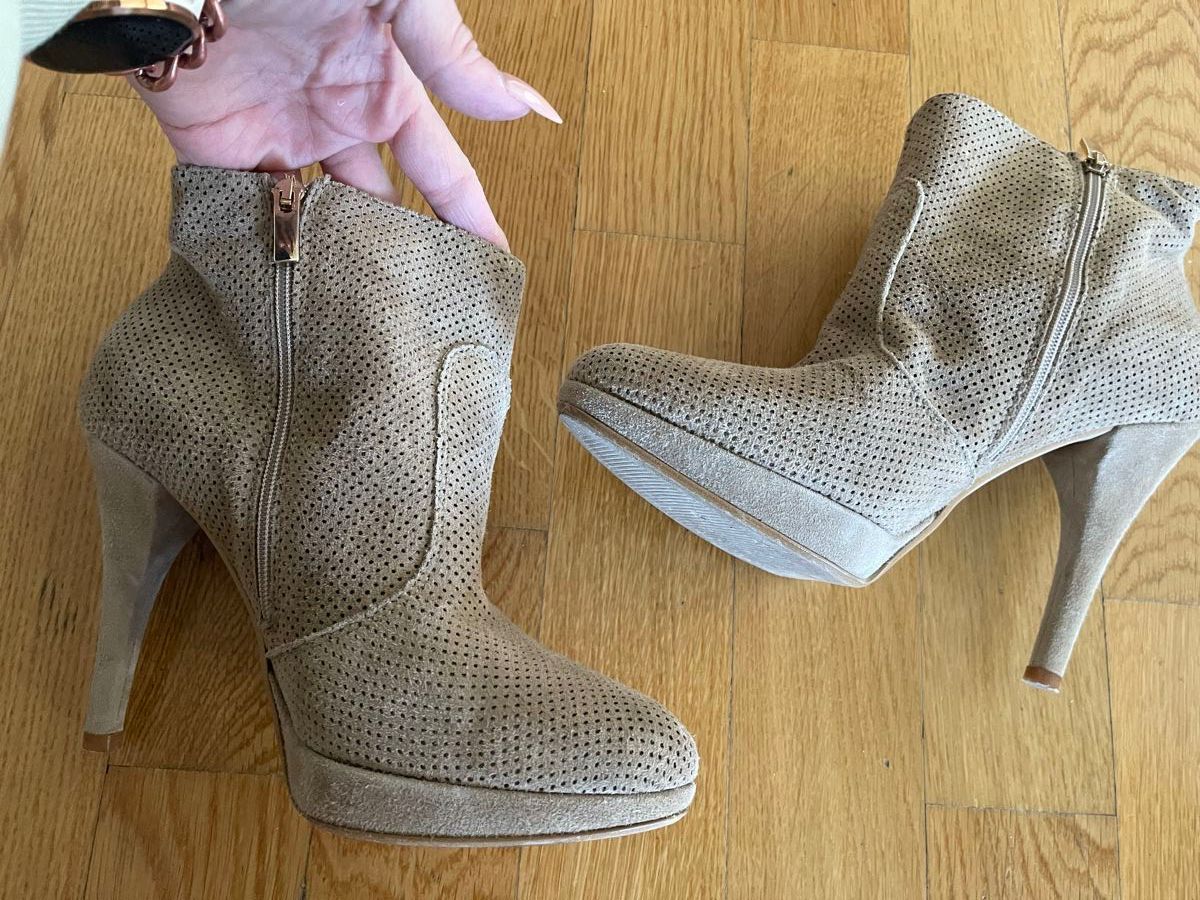 Damenschuhe: Stiefel Conleys Stiefeletten Wildleder beige Gr. 37 – Gebraucht aus Rüschlikon von Lajniii
