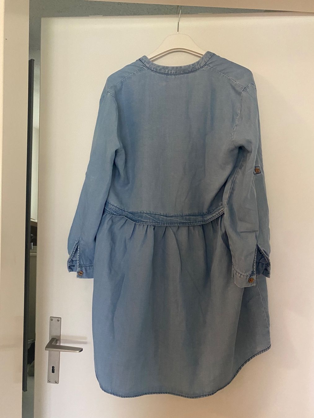 Zara Vestiti: ZARA JEANS HEMDKLEID MIT TASCHEN – Nuovo (secondo la descrizione) da Schlieren venduto da notkrys 3