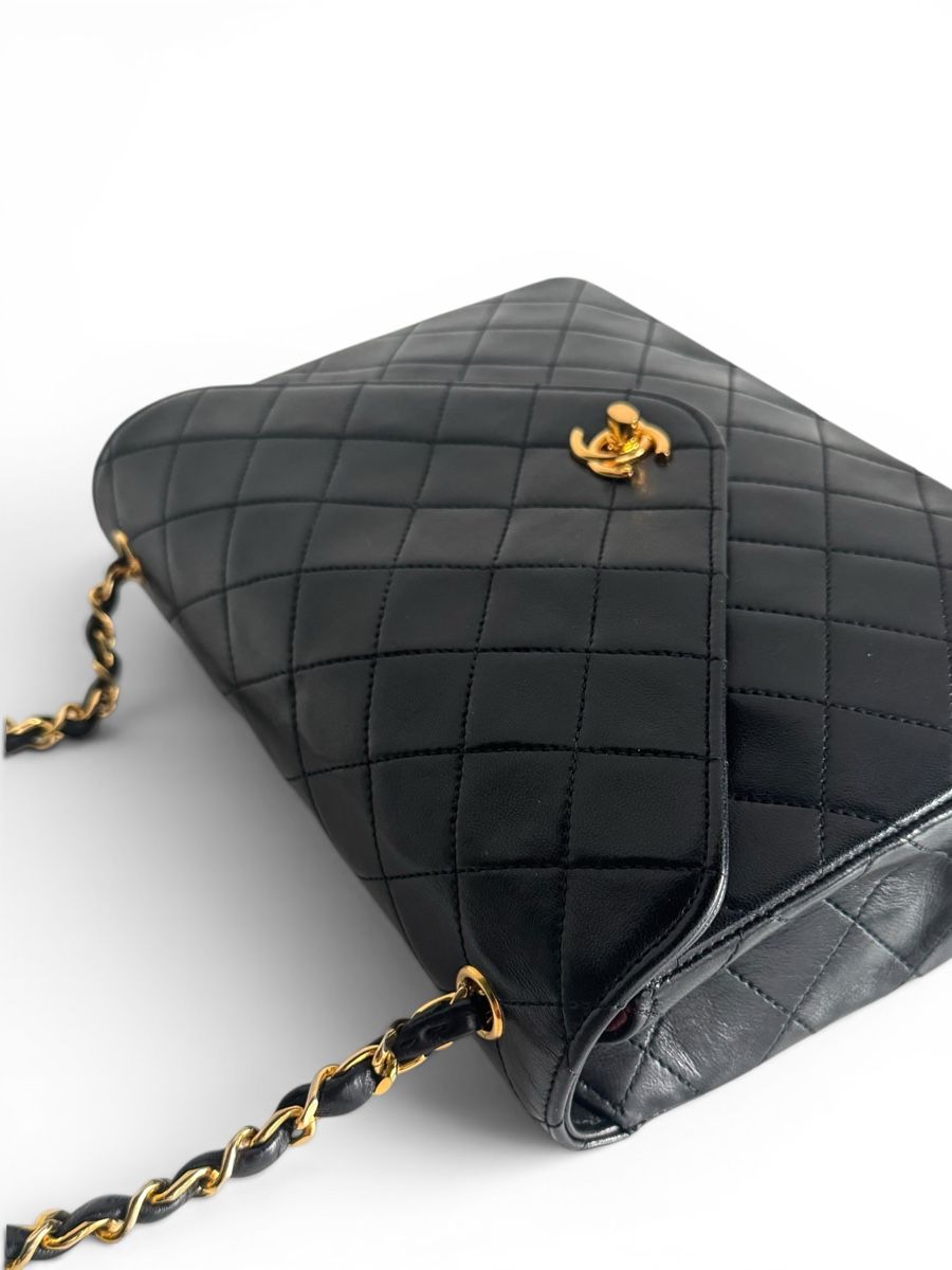 Chanel Borse da donna: CHANEL Lambskin Diamond Stitch Envelope Single Flap Tasche – Usato da Kriens venduto da hannaandkiko 7
