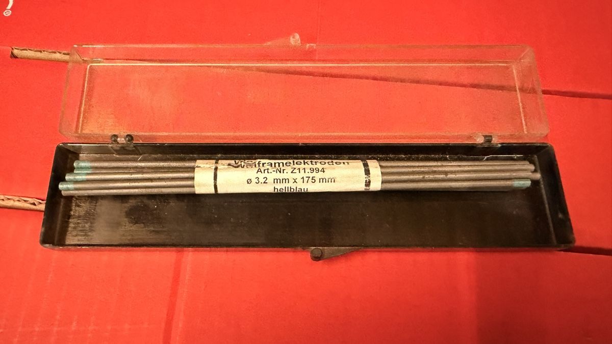 Saldatori: Wolfframelektroden 3.2 mm x 175 mm hellblau – Nuovo (secondo la descrizione) da Rotkreuz venduto da perlengott 1
