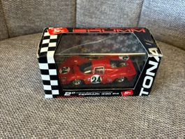 Brumm Ferrari 330 P4 Daytona  Formel 1 1:43  neu mit Vitrine