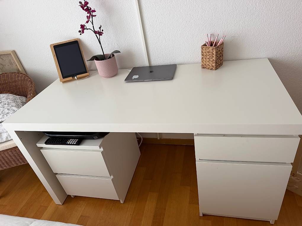Ikea Bureaux: MALM SCHREIBTISCH – D'occasion à Othmarsingen par Josephinka