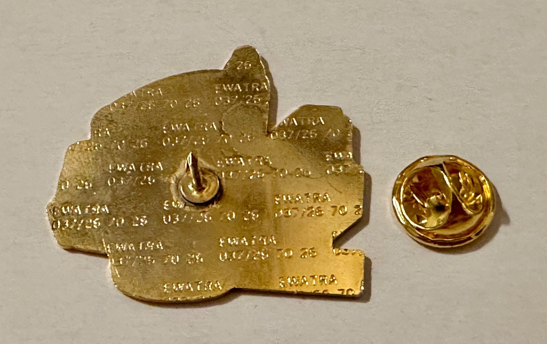 Spille & Fermagli: EHC Kloten vintage pin – Usato da Contone venduto da Chaos76 2