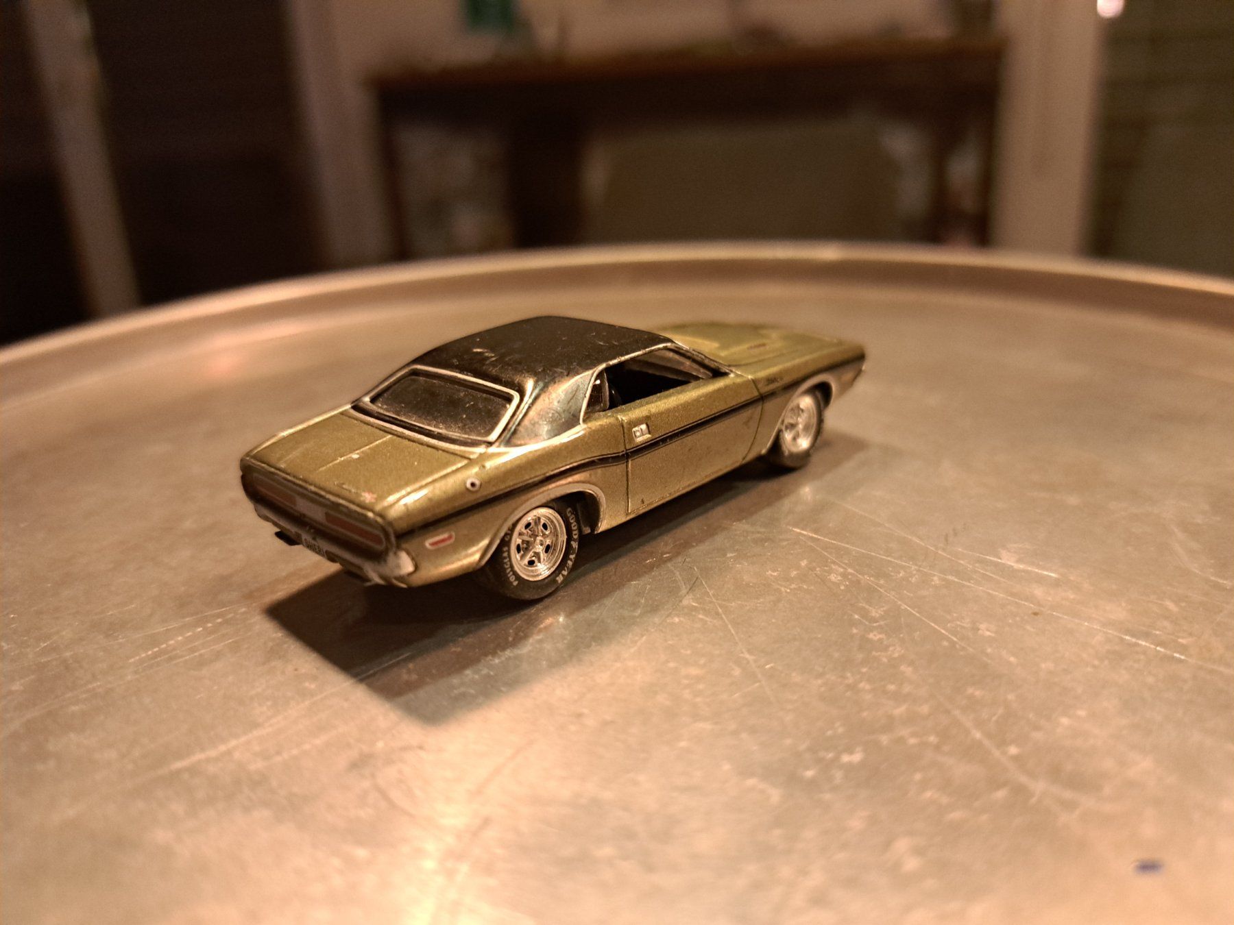 Johnny Lightning Modellini d'auto: Dodge Challenger Johnny Lightning Neu – Nuovo (secondo la descrizione) da Emmenbrücke venduto da bikesandmore75 1