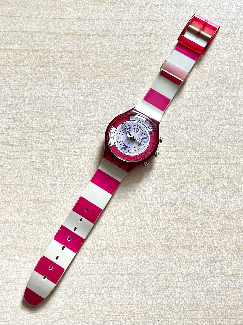 Swatch Uhren: Swatch Navy Berry Chronograph Uhr – Gebraucht aus Grenchen von chththl 1