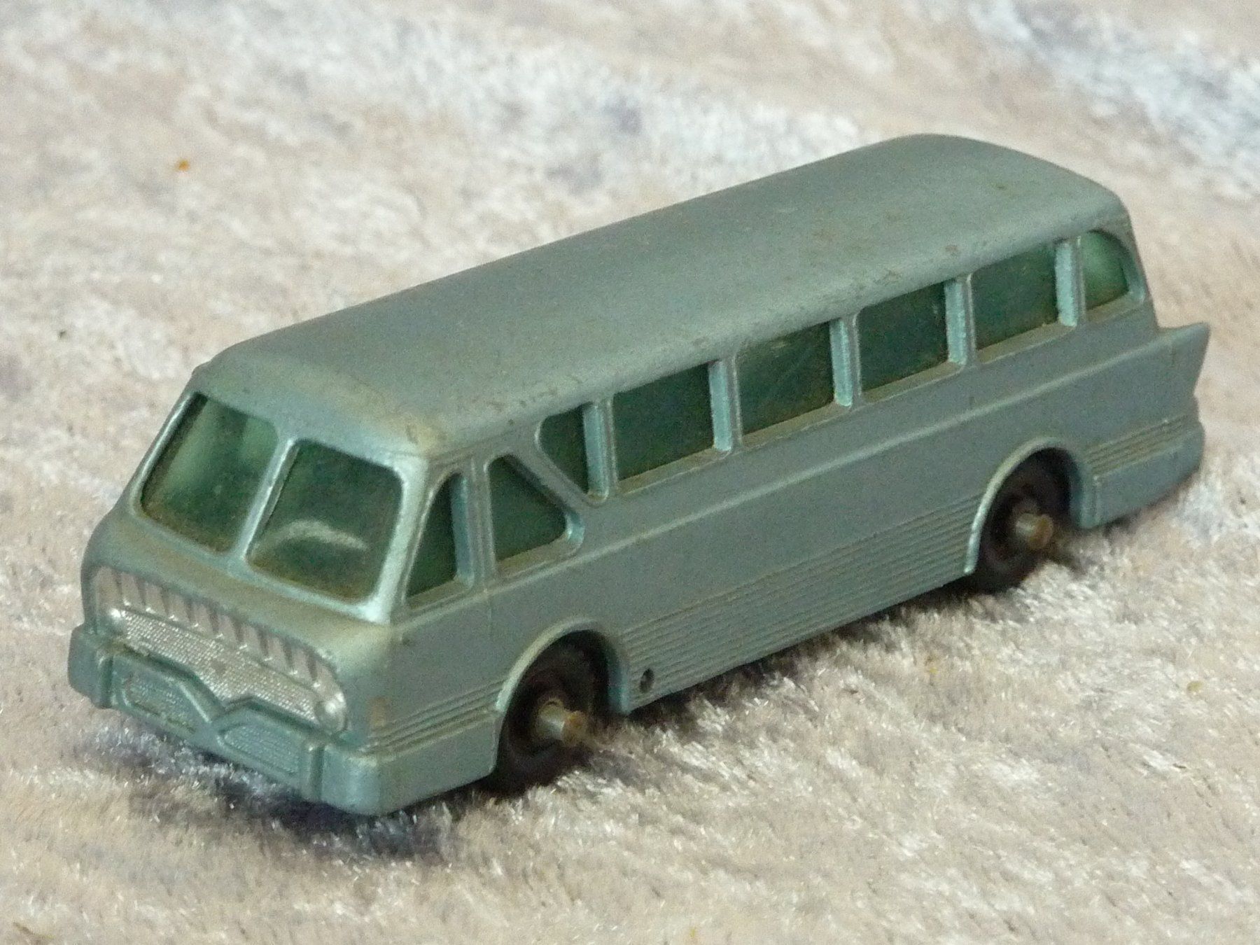 Matchbox Modellautos: Royal Tiger Coach – Gebraucht aus Dürrenäsch von Cobra1ch