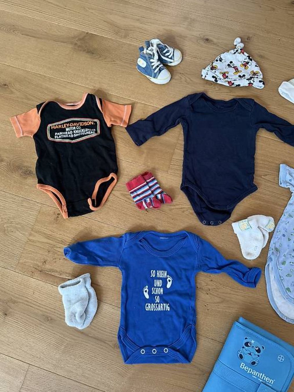 Kleiderpakete & -sets: Babykleiderpaket Grösse 50/56, Junge – Gebraucht aus Jonen von 8916 1