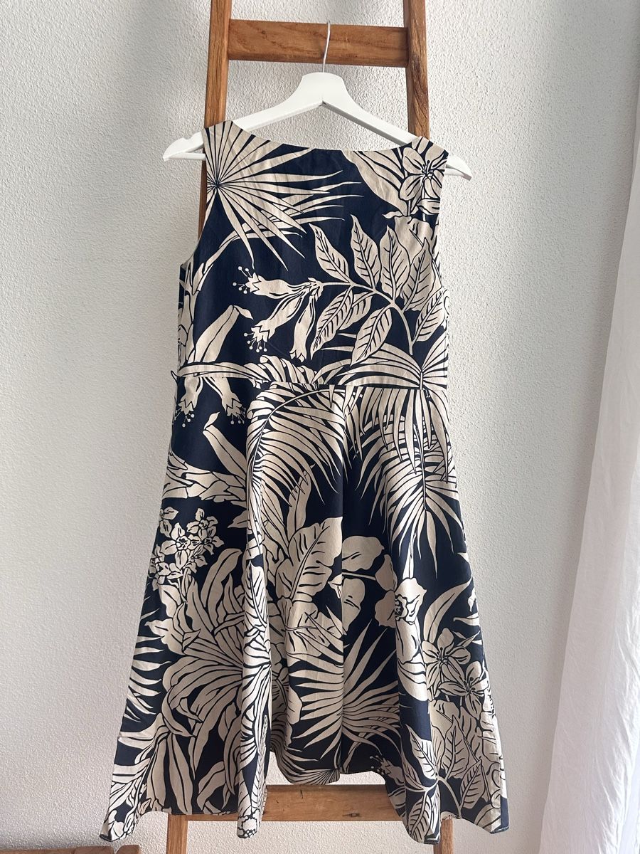 Max Mara Vestiti: Max Mara Studio Kleid Grösse 36 Blumenmuster dunkelblau – Usato da Turgi venduto da Gracilene 1