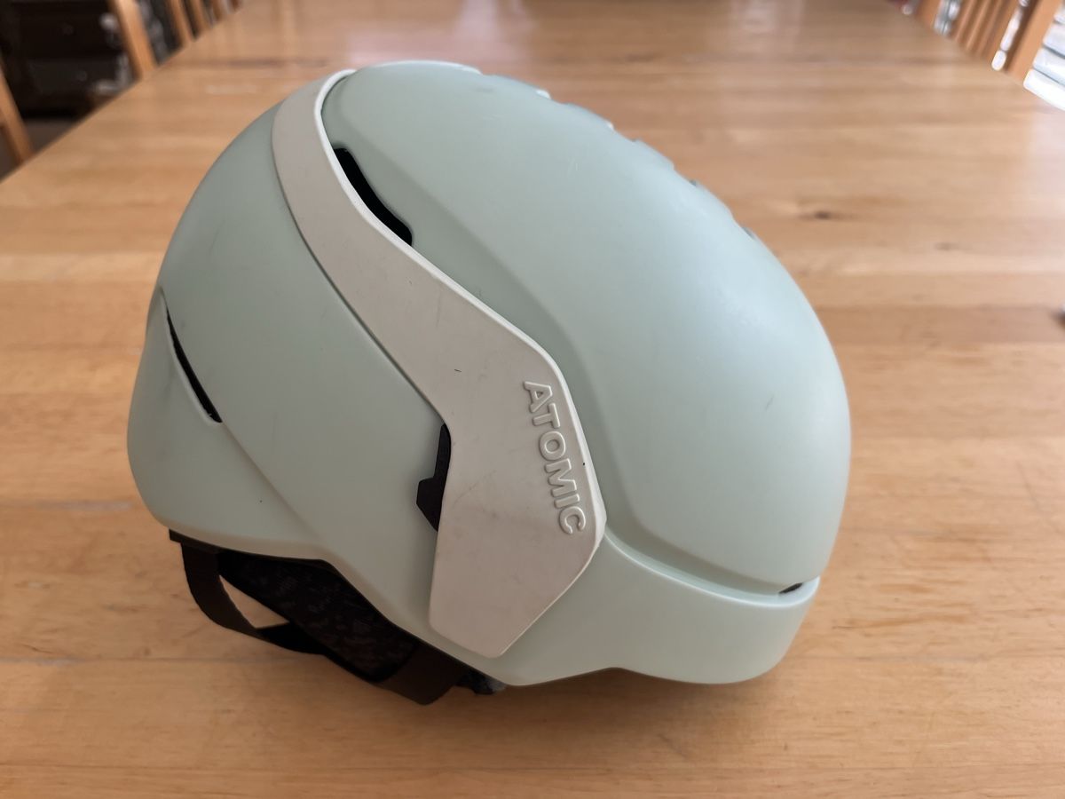 Atomic Casques: Atomic Ski-Helm – D'occasion à Richenthal par Andruport