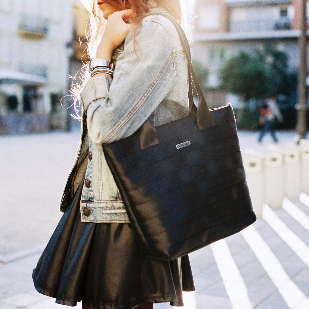 Taschen für Damen: Handtasche mit integriertem Licht, Model Swing – Neu und originalverpackt aus Hombrechtikon von litoE 6
