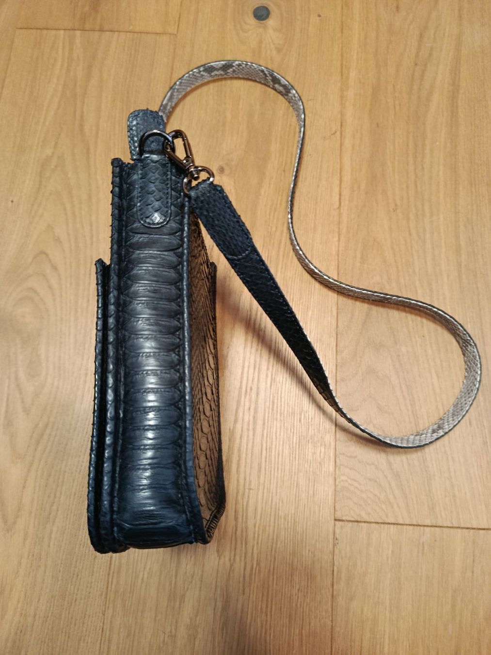 Borse da donna: Asher J. Markell Handtasche – Usato da Unterägeri venduto da rockundco 6