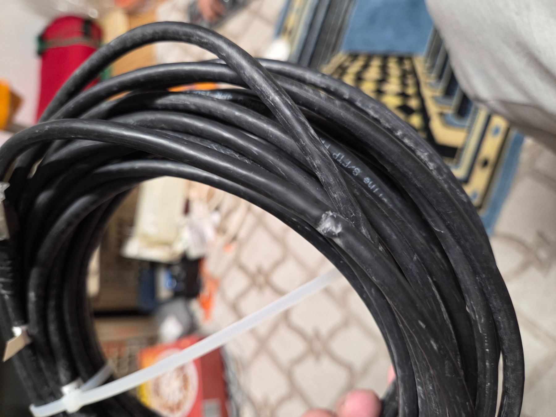 Cavi: Patchkabel Cat6 RJ45 UKV 15m Ethernetkabel Netz – Usato da Zürich venduto da Alibaba1234 1