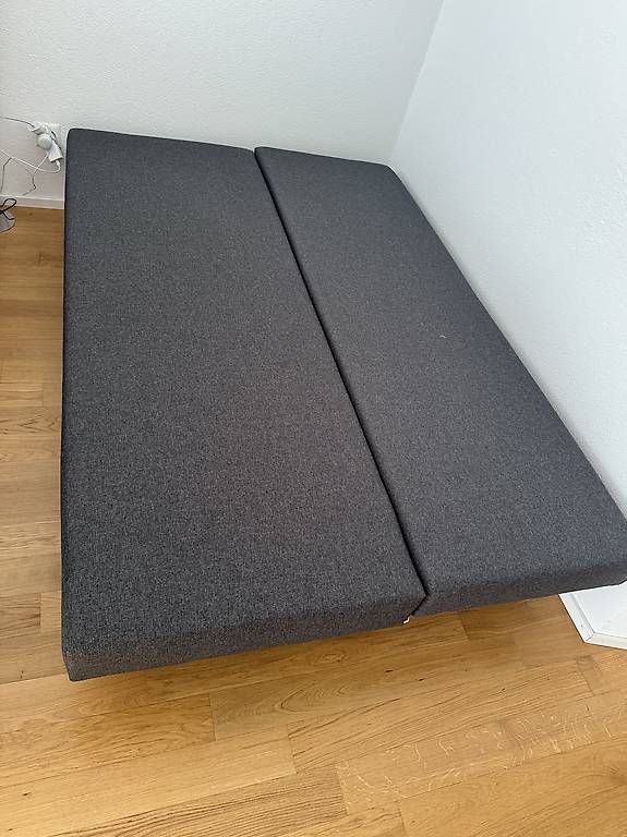 Sofas: Modernes Schlafsofa / Gästebett in Grau – Gebraucht aus Thörishaus von Limunimati 1