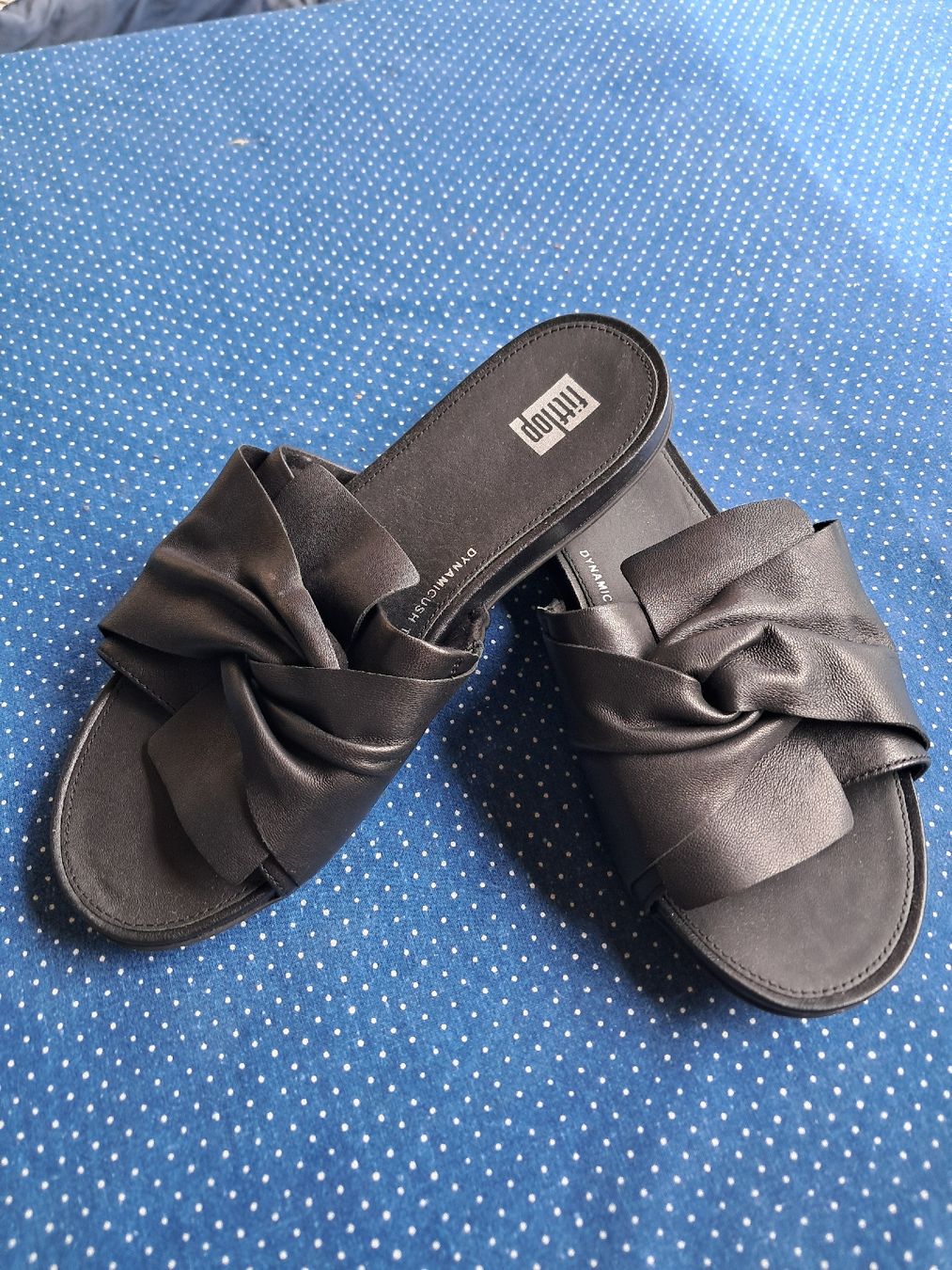 Fitflop Scarpe da donna: Pantolette fitflop Gr. 39 schwarz – Usato da Emmenbrücke venduto da Milonga2006