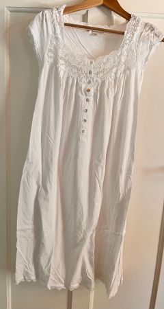 Très belle chemise de nuit S - Eileen West
