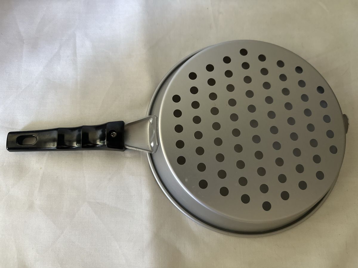 Elettrodomestici da cucina: Spätzli-Sieb Aluminium 22cm Durchmesser gebraucht – Usato da Zürich venduto da Chaeffeler 1