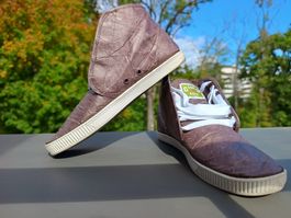 Chaussures semi montante à lacets type papier marron T41