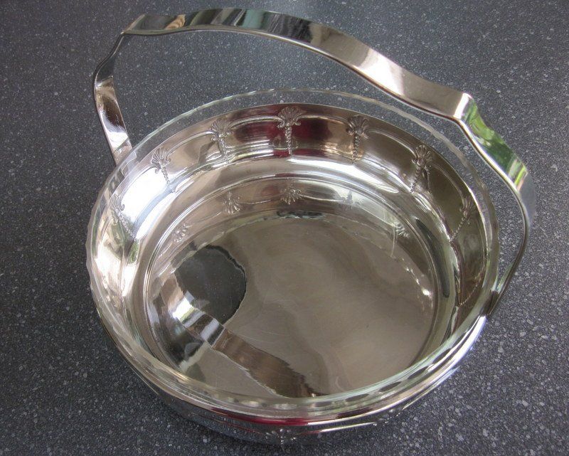 Schalen: Vintage Henkelschale mit original Glaseinsatz – Gebraucht aus Bischofszell von Pfau0 5