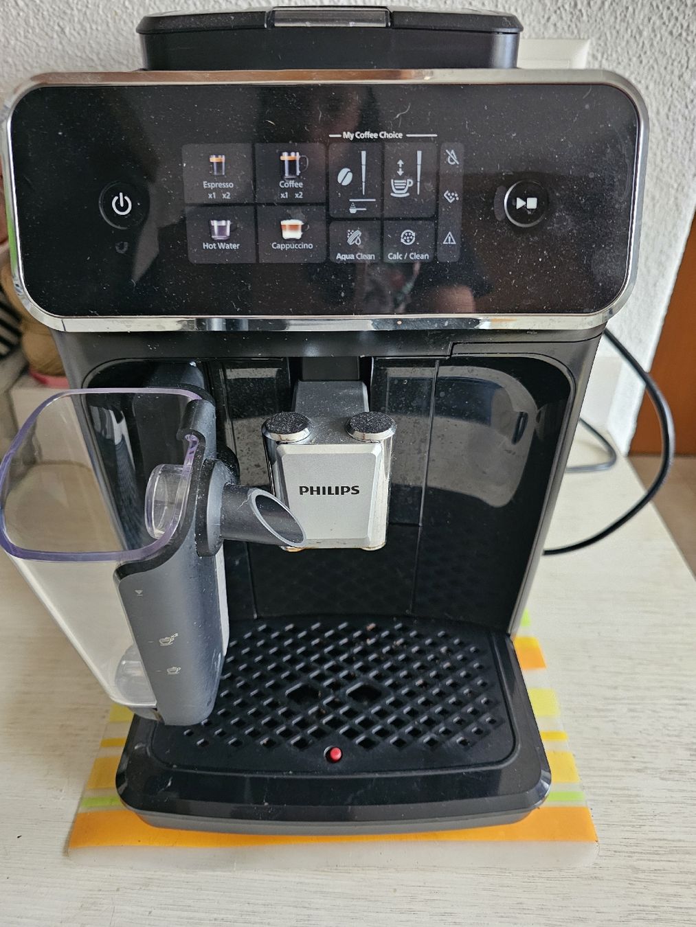 Philips Macchine per caffè & Macchine per espresso: Philips Kaffeevollautomat 2331 – Usato da Fahrwangen venduto da Nepomuk21