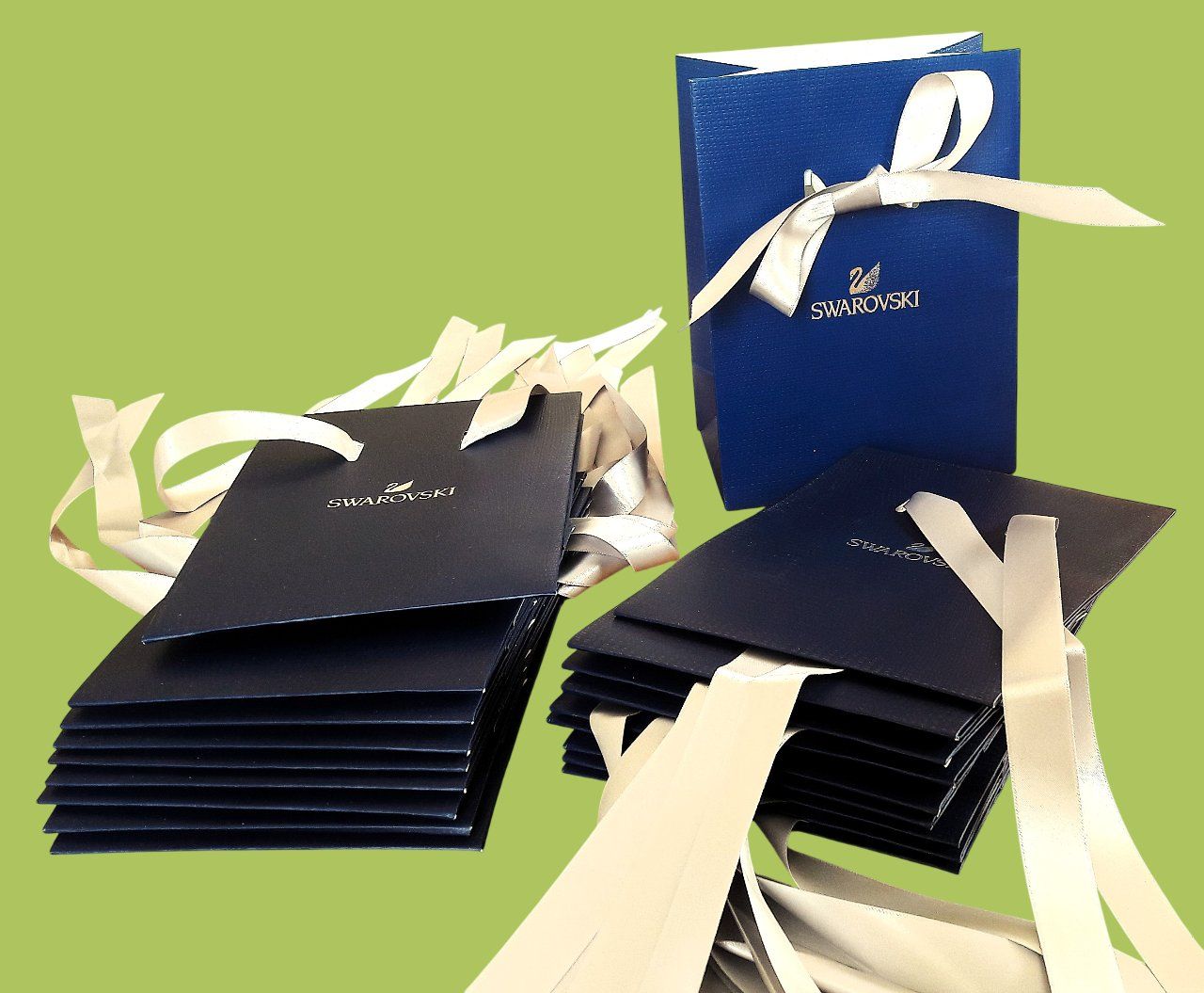 Swarovski Borse da donna: 19 petits sacs cadeaux Swarovski – Usato da Tavannes venduto da Brocashop 4