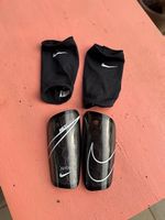 Nike Mercurial Schienbeinschoner Gr. L mit Sleeves