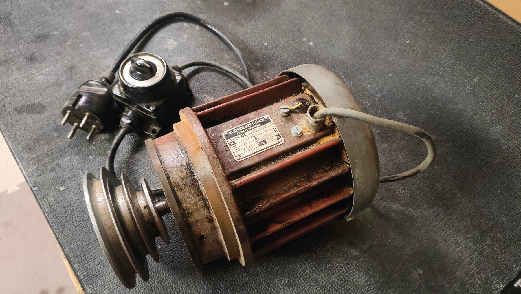 Motori: Elektromotor, 3 Phasen – Usato da Zürich venduto da Carpenters-of-Old