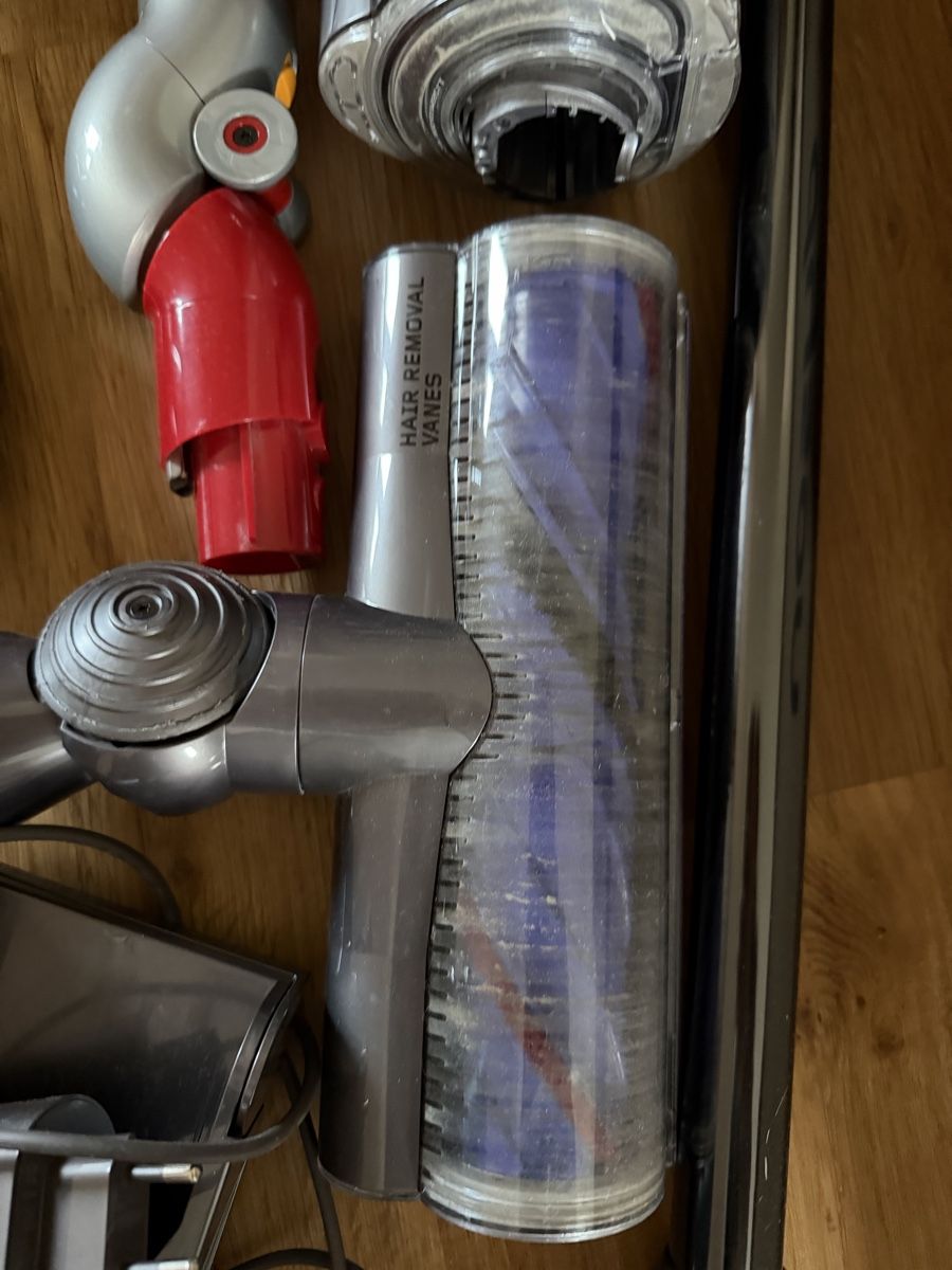 Dyson Staubsauger & Zubehör: Dyson V12 detect slim- defekt – Gebraucht aus Züberwangen von Monopoly22 2