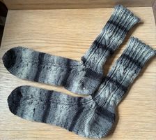 Handgestrickte Herrensocken   NEU  Grösse 45/46/47