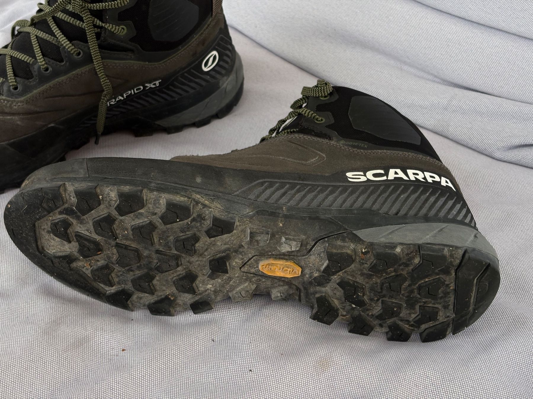 Scarpa Herrenschuhe: Scarpa Rapid XT Mid GTX Gore-Tex Trekkingschuhe Gr. 46 – Gebraucht aus Zürich von Andilost01 1