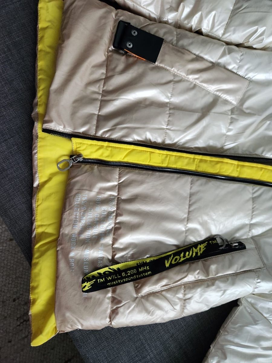 Giacche: Cream & Gold Puffer Jacket, Size S – Usato da Fällanden venduto da ekaterinatheissl 5