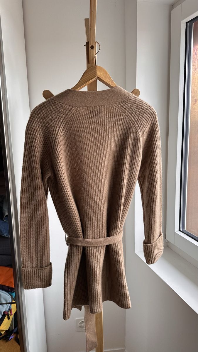 Globus Maglioni & Felpe: Globus Essentials Kaschmir Strickjacke beige Grösse S – Nuovo (secondo la descrizione) da Bern venduto da WiederWert 1