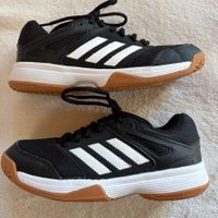 Hallenschuhe Adidas Gr. 35.5