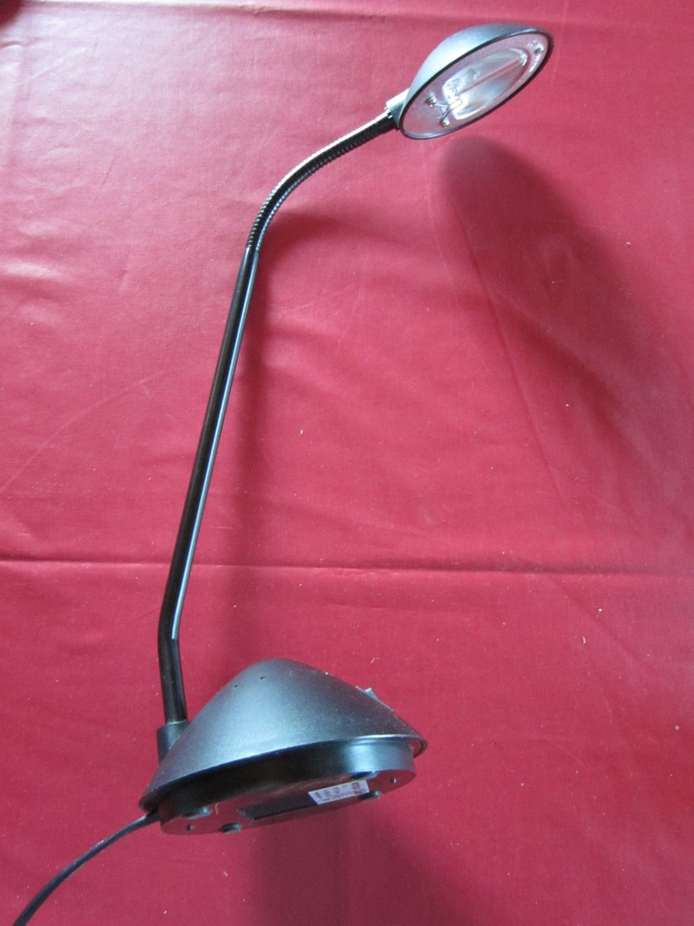 Lampade: Tischlampe Halogen – Usato da Binningen venduto da fel_8mgn