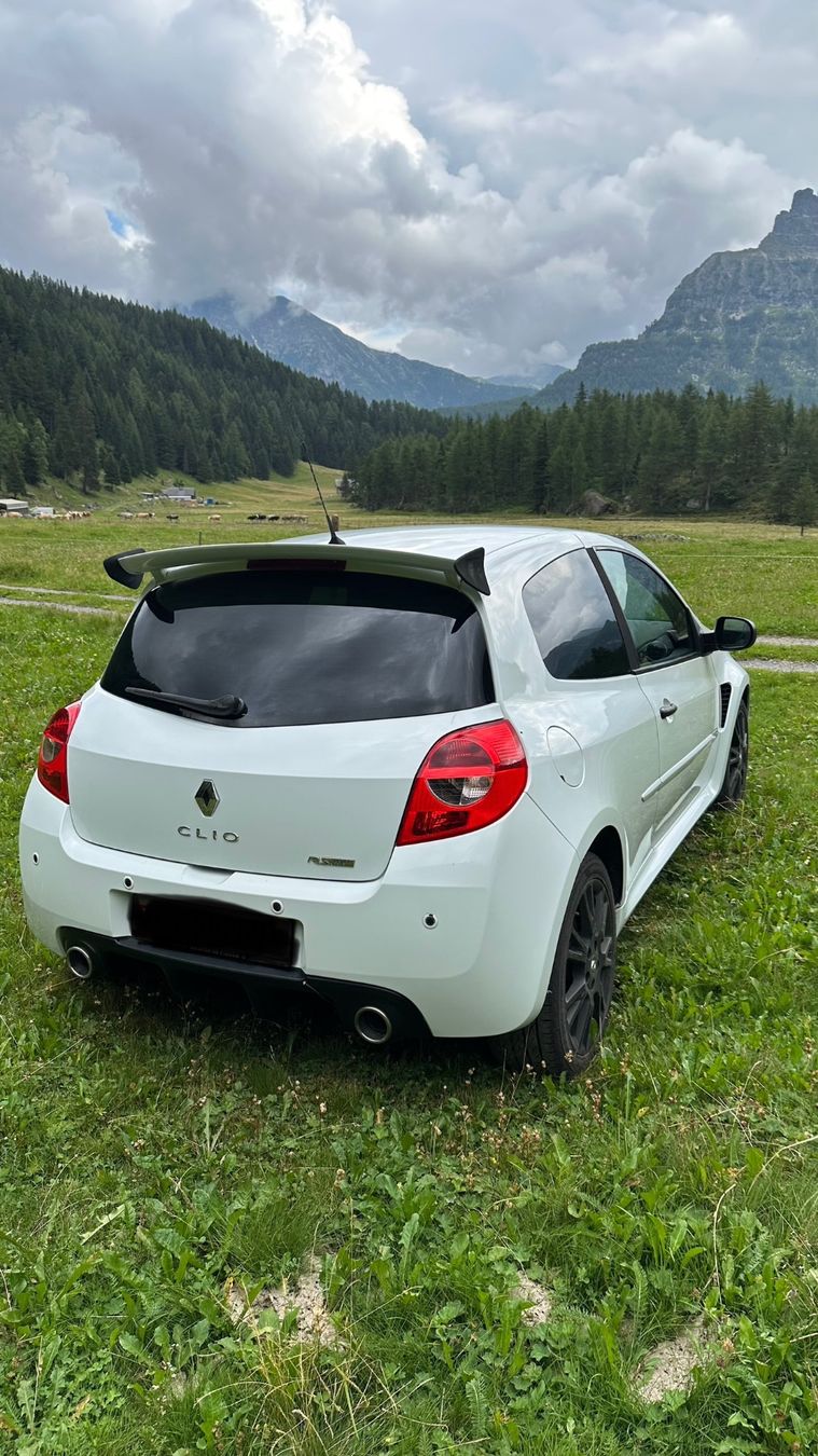 Renault Automobili: Renault Clio Sport 2.0 16V – Usato da Davos Platz venduto da Banani89 2