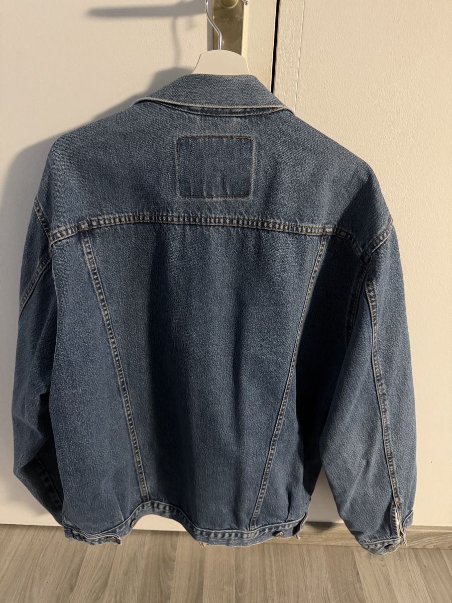 Levi's Vestes: Levi’s trucker jacket – D'occasion à Treycovagnes par GeorgeTheGreat 1