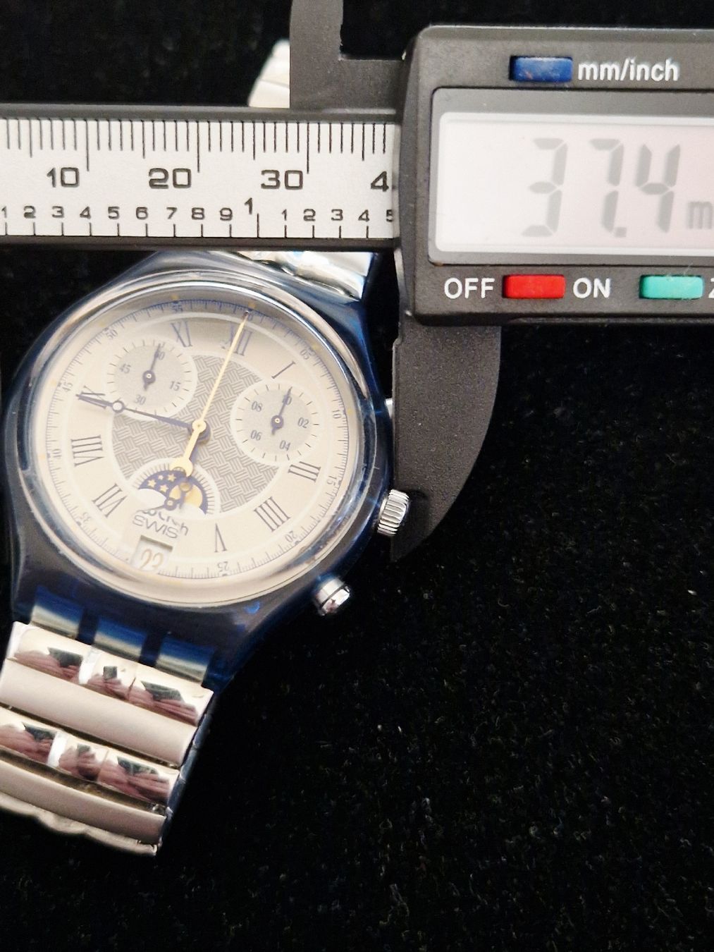 Swatch Orologi: Superbe Swatch Chronographe Phase de Lune – Usato da Undervelier venduto da Emc_7 7